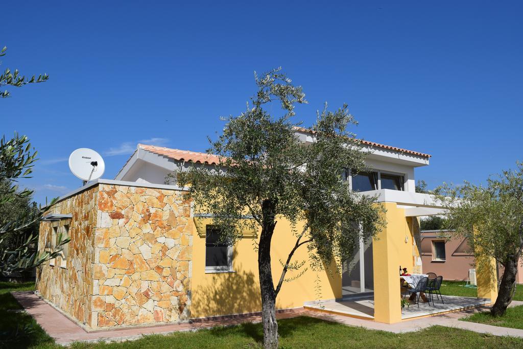 Three Stars Luxury Villas Moraitika Exterior foto