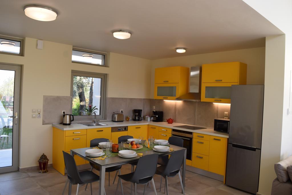 Three Stars Luxury Villas Moraitika Exterior foto