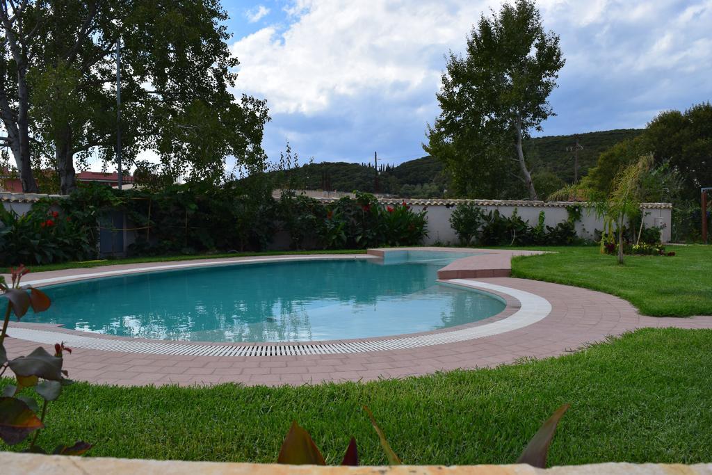 Three Stars Luxury Villas Moraitika Exterior foto