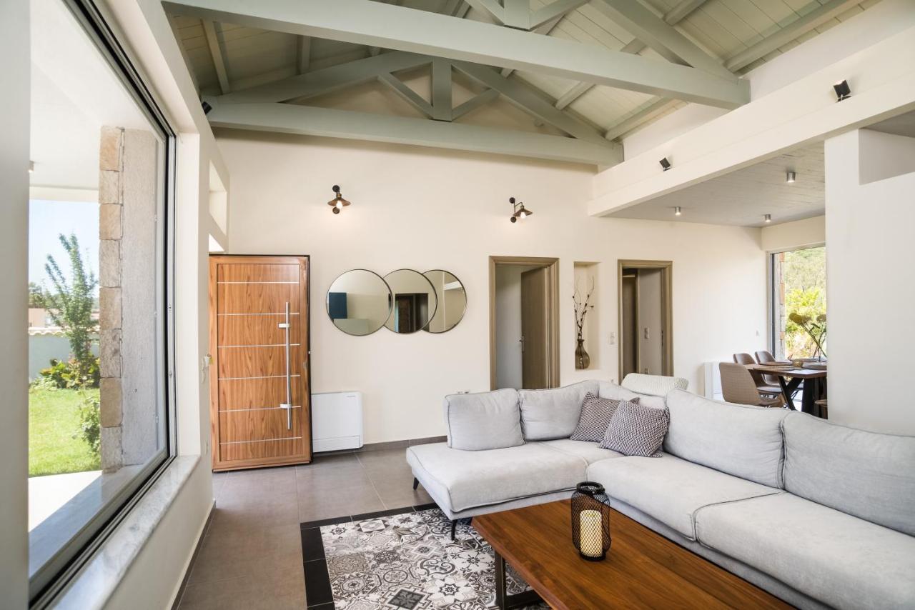 Three Stars Luxury Villas Moraitika Exterior foto