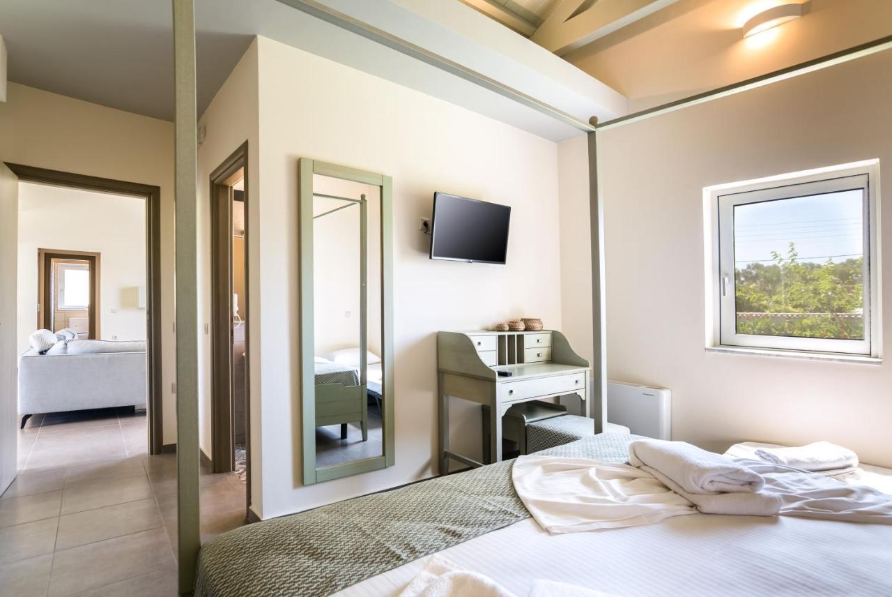 Three Stars Luxury Villas Moraitika Exterior foto
