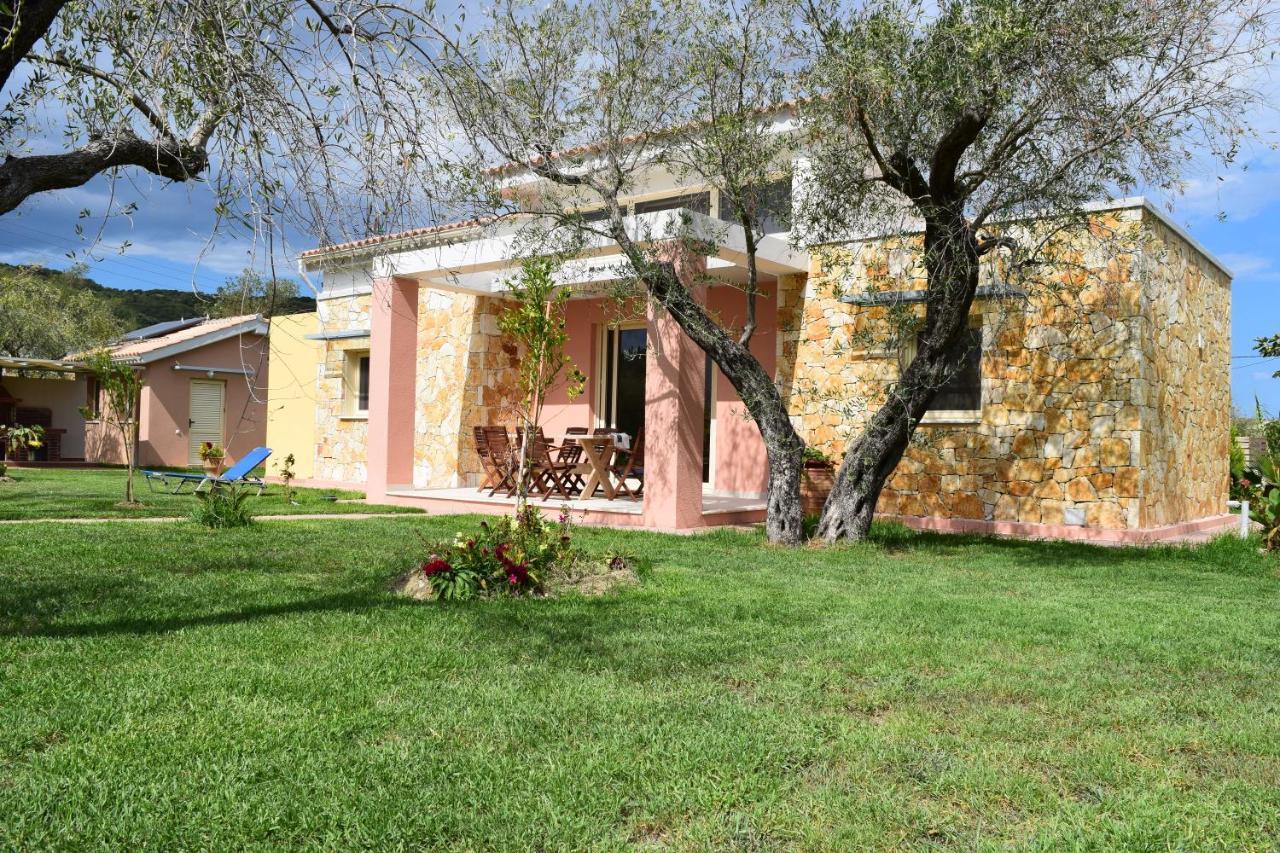 Three Stars Luxury Villas Moraitika Exterior foto